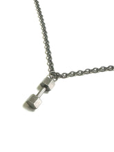 將圖片載入圖庫檢視器 Vintage dumbbell necklace
