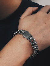 將圖片載入圖庫檢視器 Clasp cuban bracelet
