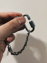 將圖片載入圖庫檢視器 Carabiner bracelet
