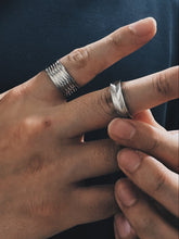 將圖片載入圖庫檢視器 Feather ring
