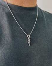 Load image into Gallery viewer, Single thorns necklace
