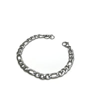 Load image into Gallery viewer, Figaro bracelet
